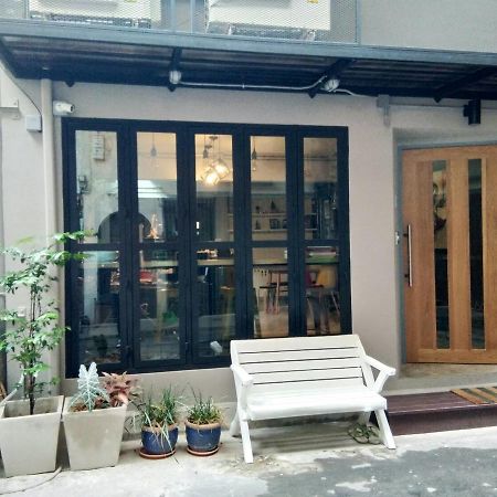 Bangkok Silom Chat Box Hostel Exterior foto