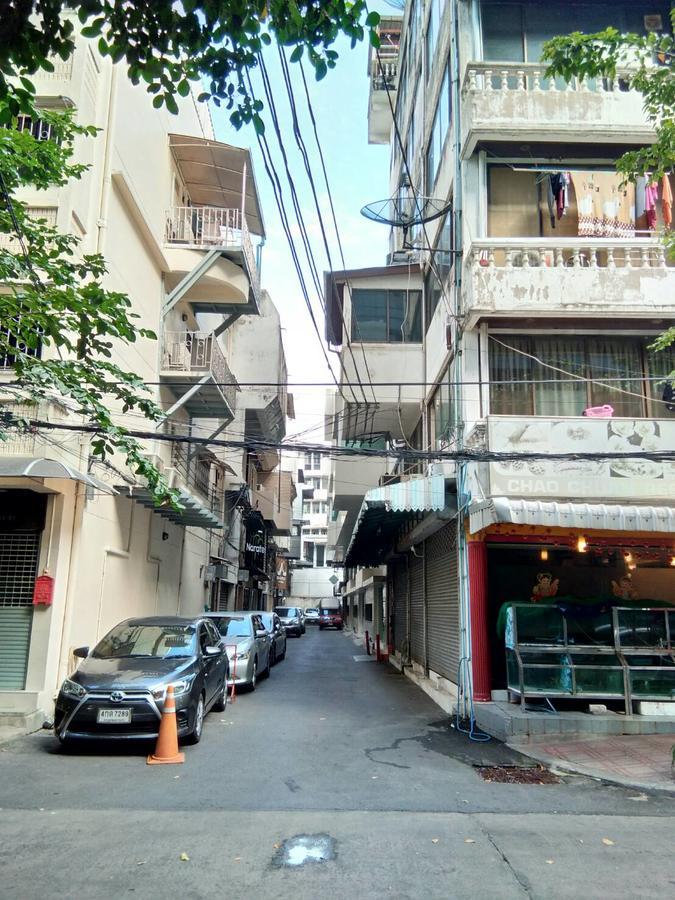 Bangkok Silom Chat Box Hostel Exterior foto